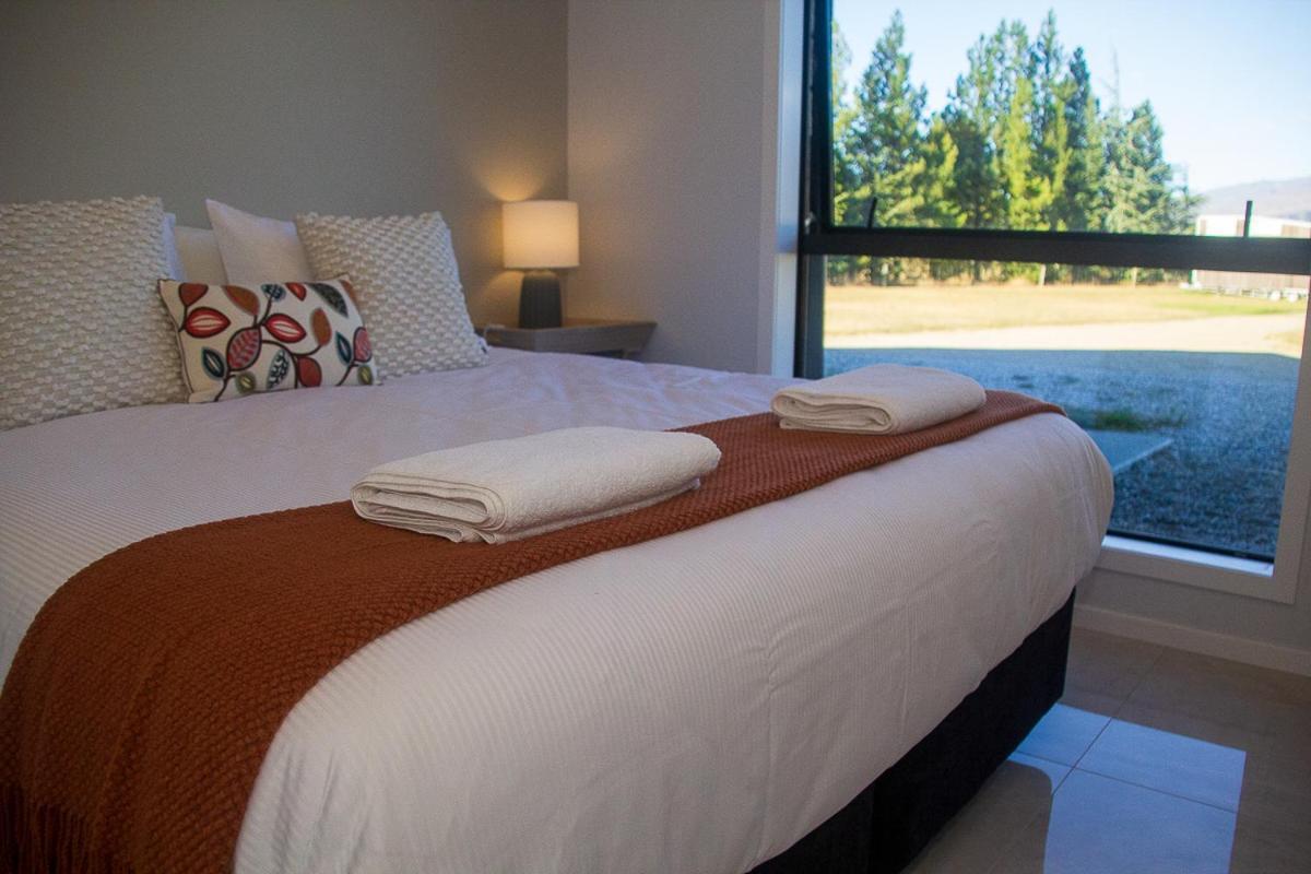 Tarras Countryside Retreat - Near Tourist Route Apartment Exterior photo